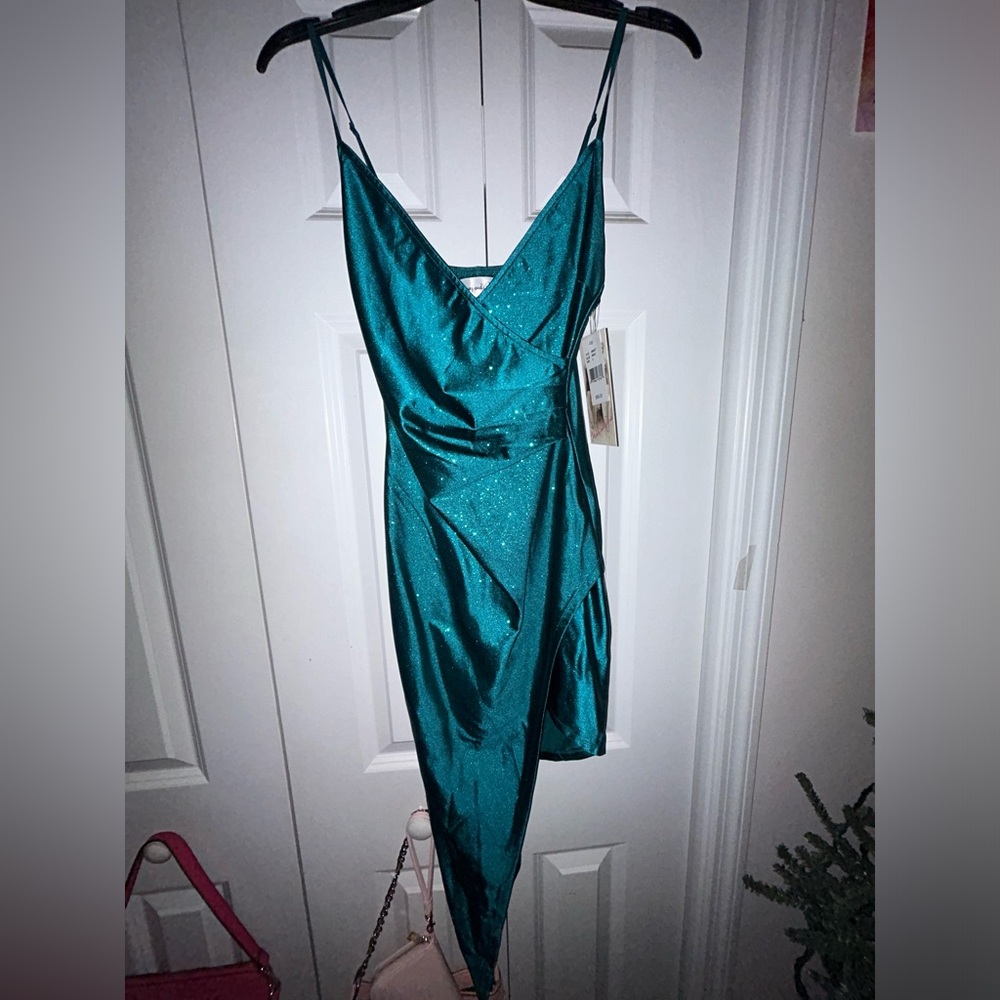Honey and Rosie sparkly green dress. Size: Small